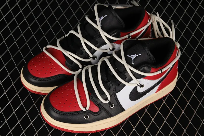 All categories Air Jordan Jordan series basketball shoes Air Jordan 1 Low Z version Air Jordan 1 Low AJ1 Joe 1 customized version Chicago color matching deconstruction Sports culture basketball shoes 553560-612